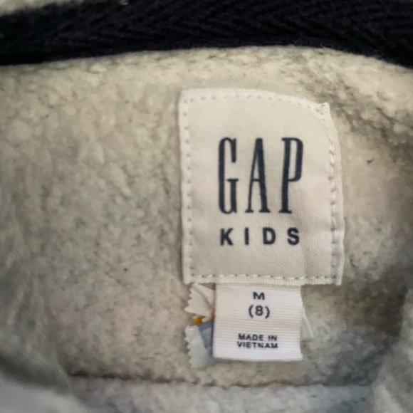 Gap Kids Gray Hoodie Size Medium / 8 Sweatshirt Pullover - Picture 4 of 12